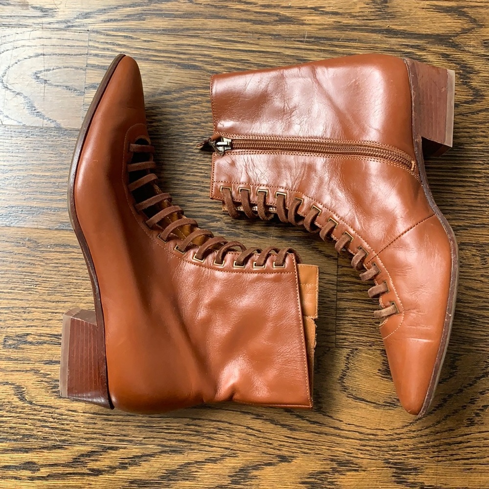 Aquatalia boots